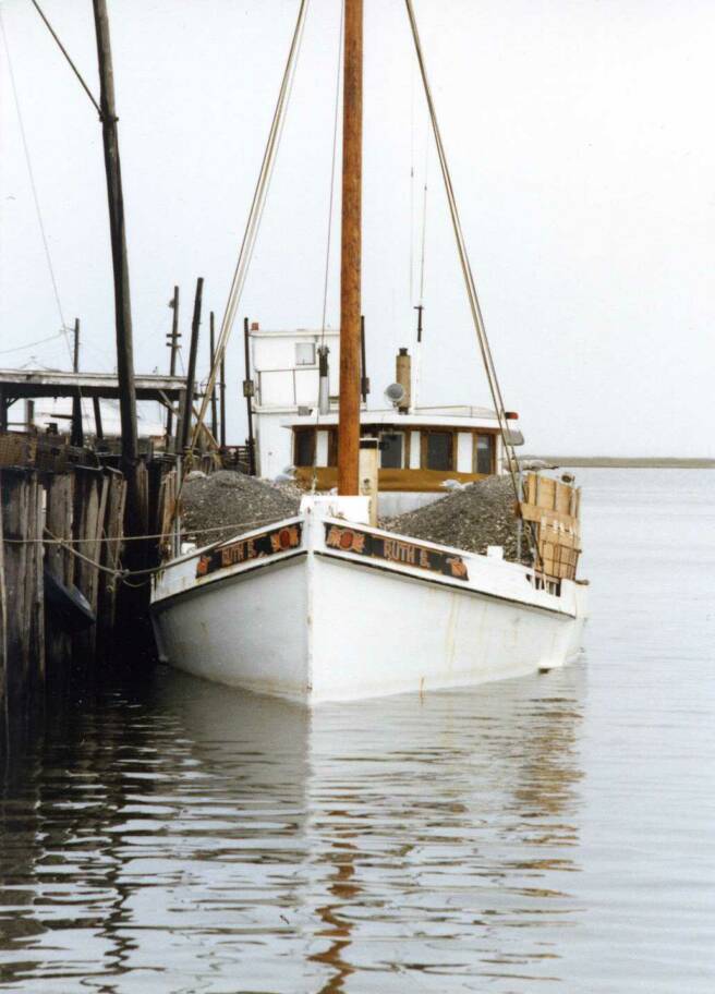 Buyboat Ruth S. at Saxis Island, VA