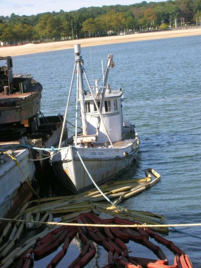 Chesapeake Bay Oyster Buyboat