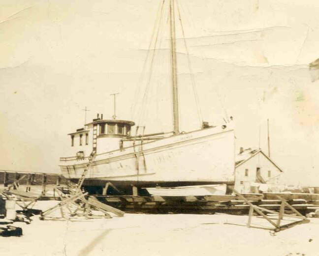 Oyster Buyboat J.C. Drewer under construction