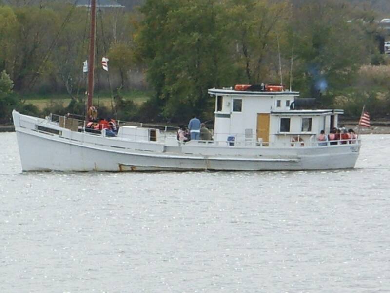 Oyster Buyboat Half Shell