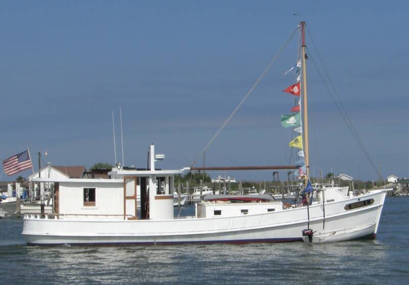 Oyster Buyboat Bessie L.jpg