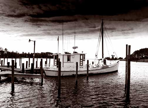 Oyster Buyboat.jpg