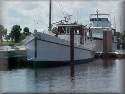 Oyster Buyboat PropWash Titusville FL.jpg