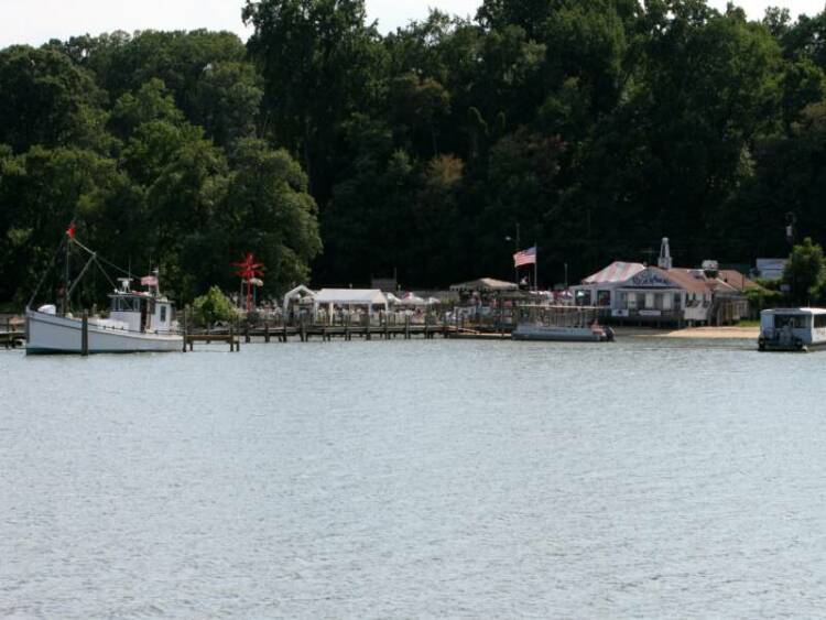 Oyster boat PropWash.jpg