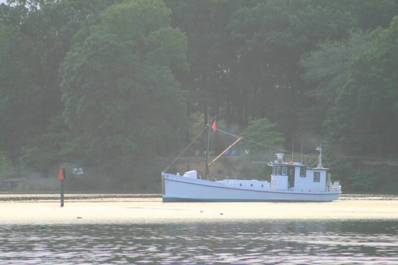 Oyster boat PropWash.jpg