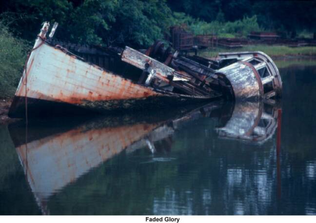 Oyster Buyboat from the Past.jpg