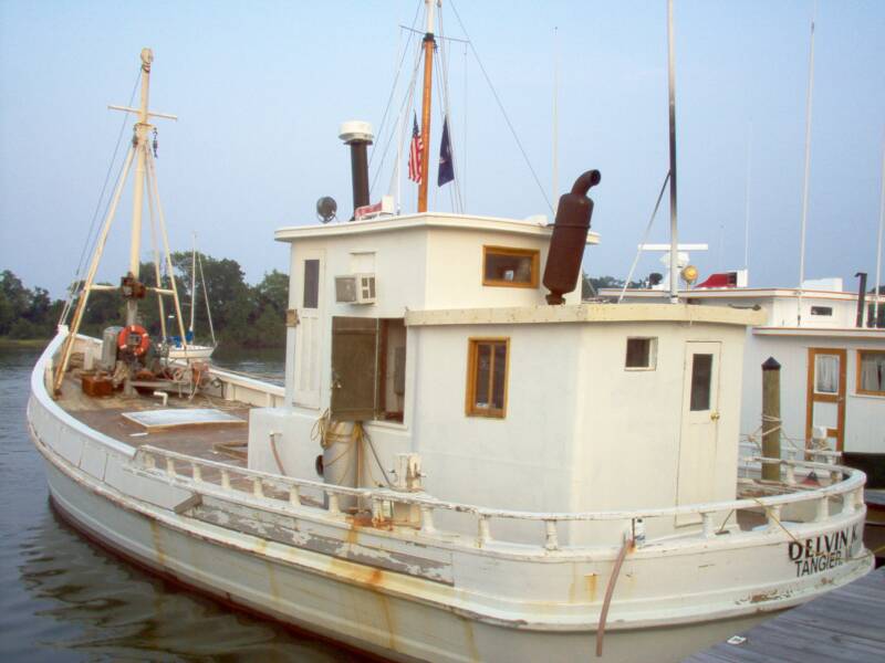 buyboat Delvin K. in Urbanna 2007.jpg