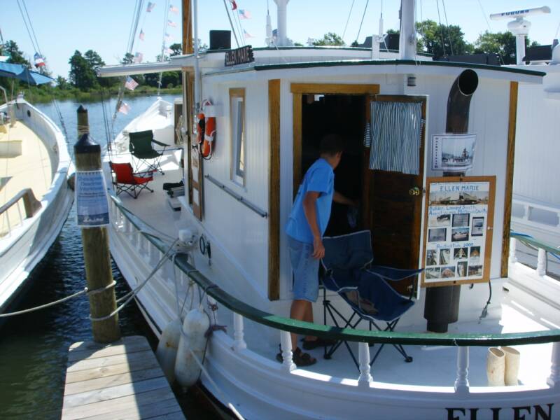 Oyster Buyboat Ellen Marie.jpg