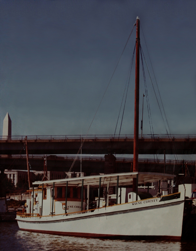 Oyster Buyboat PropWash.jpg