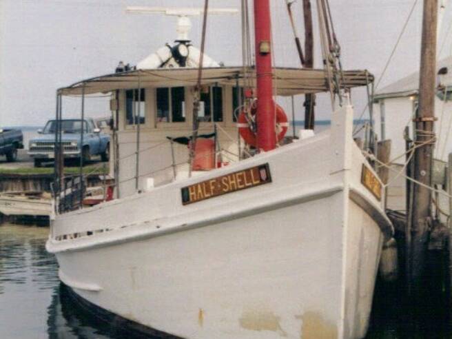 Oyster Buyboat Yamacraw, 1950's at Saxis Island, VA