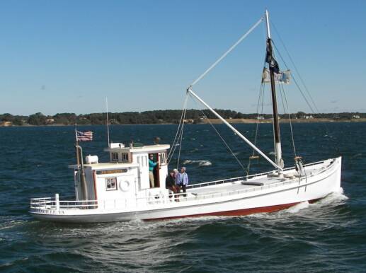 Oyster Buyboat F.D. Crockett.jpg