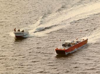 SES XR-1C is underway with Mount Rainier in back ground